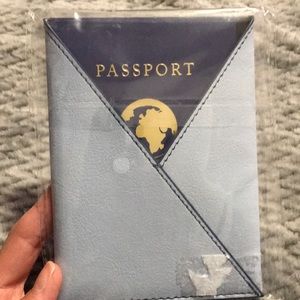 NWT Eccolo Passport Envelope